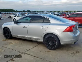 2015 Volvo S60 T5 Drive-E Premier с VIN YV140MFB0F1312432, выставлен на аукционе Copart как лот 55653895 с пробегом 159 010 миль миль и Чистый • Clean title. История ставок и продаж доступна на DreamBid. Изображение 2.