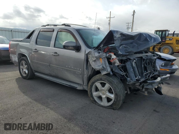 2007 Chevrolet Avalanche LTZ with VIN 3GNFK12Y77G232461, listed as a Copart auction lot 45599675 with 233,762 mi miles and Salvage Title. Bid and sale history available at DreamBid. Image 4.