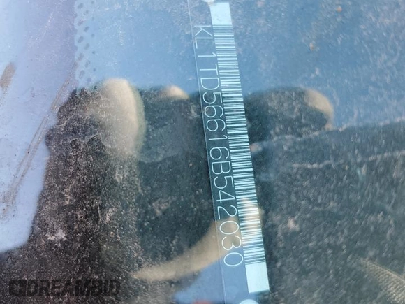 2006 Chevrolet Aveo LS with VIN KL1TD56616B542030, listed as a Copart auction lot 82115273 with 156,396 mi miles and Salvage title. Bid and sale history available at DreamBid. Image 12.