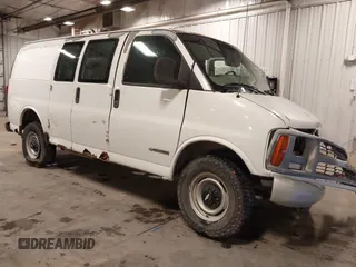 2002 Chevrolet Express Cargo with VIN 1GCHG35R421191281, listed as a IAAI auction lot 42207627 with 212,417 mi miles and . Bid and sale history available at DreamBid. Image 1.