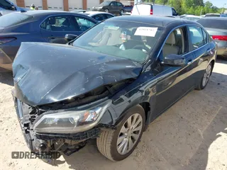 2013 Honda Accord Sdn EX-L with VIN 1HGCR2F89DA207063, listed as a IAAI auction lot 42021702 with 65,071 mi miles. Bid and sale history available at carsss.com. Image 18.