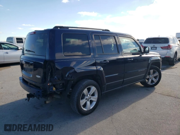 2015 Jeep Patriot Latitude with VIN 1C4NJPFB8FD318549, listed as a Copart auction lot 87425264 with Not Provided miles and Salvage Title. Bid and sale history available at DreamBid. Image 3.