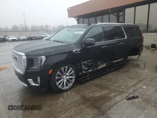2023 GMC Yukon XL Denali with VIN 1GKS2JKL7PR479074, listed as a Copart auction lot 43245135 with 14,751 mi miles and Salvage Title. Bid and sale history available at carsss.com. Image 1.