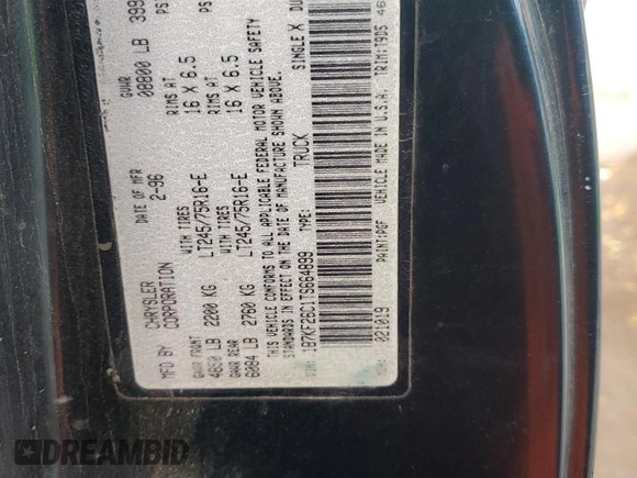 1996 Dodge 2500 with VIN 1B7KF26C1TS664899, listed as a Copart auction lot 73709724 with 200,525 mi miles and Salvage Title. Bid and sale history available at carsss.com. Image 13.