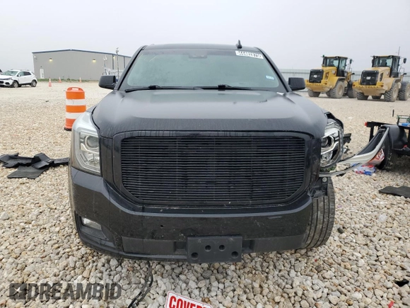 2019 GMC Yukon Denali with VIN 1GKS1CKJ3KR341649, listed as a Copart auction lot 44402875 with 109,866 mi miles and Clean Title. Bid and sale history available at carsss.com. Image 5.
