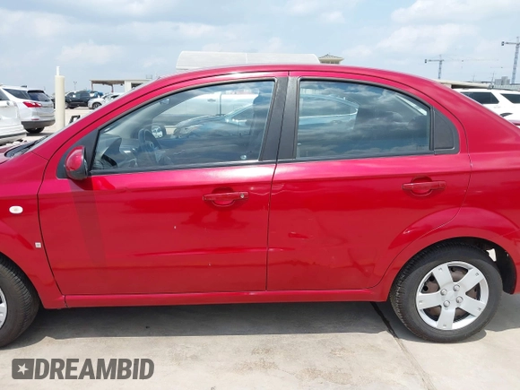 2007 Chevrolet Aveo LS z VIN KL1TD56617B132166, wystawiony jako IAAI lot #42156146 z przebiegiem 190 769 mil mil oraz . Historia ofert i sprzedaży dostępna na DreamBid. Obrazek 15.