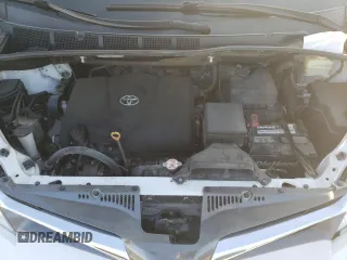 2018 Toyota Sienna XLE Auto Access Seat with VIN 5TDYZ3DC7JS903470, listed as a Copart auction lot 47938055 with 118,734 mi miles and Salvage Title. Bid and sale history available at carsss.com. Image 12.
