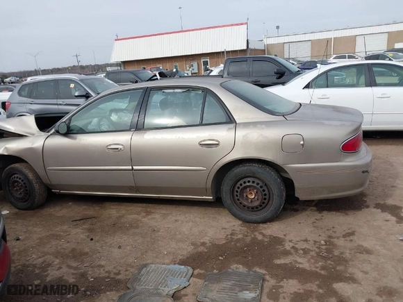 2003 Buick Century Custom with VIN 2G4WS52J831177942, listed as a IAAI auction lot 41591560 with 164295 miles. Bid and sale history available at carsss.com. Image 13.