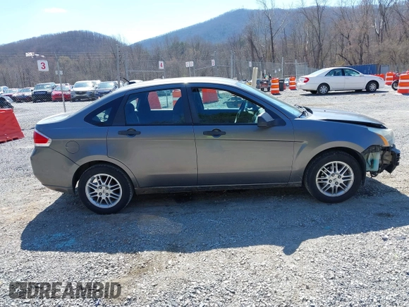 2010 Ford Focus SE with VIN 1FAHP3FN7AW233123, listed as a IAAI auction lot 41892154 with 285,214 mi miles. Bid and sale history available at carsss.com. Image 13.