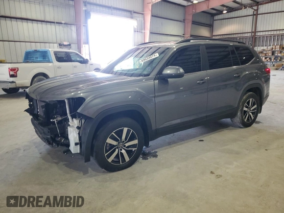2021 Volkswagen Atlas SE with VIN 1V2DP2CAXMC557210, listed as a Copart auction lot 69634074 with 37,796 mi miles and Salvage title. Bid and sale history available at DreamBid. Image 1.