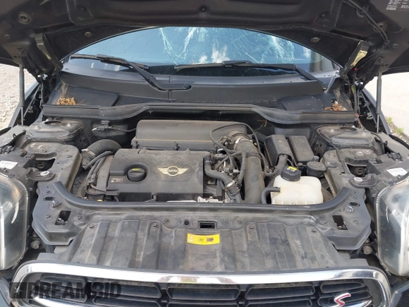 2016 MINI Countryman S with VIN WMWZC3C58GWP53495, listed as a IAAI auction lot 42134455 with 92,862 mi miles and . Bid and sale history available at DreamBid. Image 10.