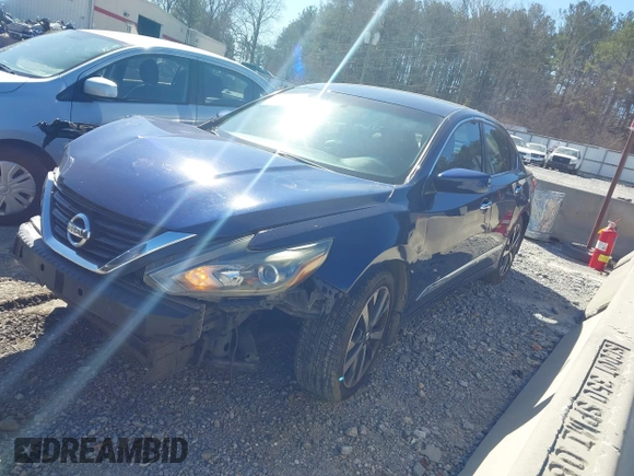 2016 Nissan Altima SR with VIN 1N4AL3AP7GC268888, listed as a IAAI auction lot 41826694 with 250,920 mi miles and . Bid and sale history available at carsss.com. Image 2.