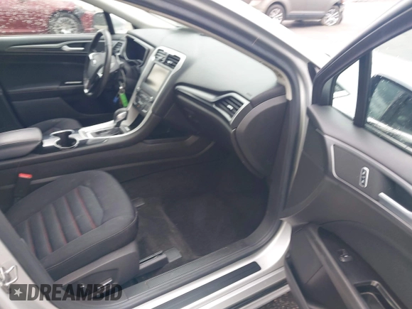 2016 Ford Fusion SE with VIN 3FA6P0T92GR307623, listed as a IAAI auction lot 42201937 with 195,789 mi miles and . Bid and sale history available at DreamBid. Image 5.