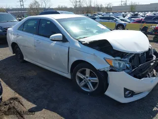 2014 Toyota Camry L with VIN 4T1BF1FK6EU446445, listed as a IAAI auction lot 41941091 with 114,884 mi miles. Bid and sale history available at carsss.com. Image 17.