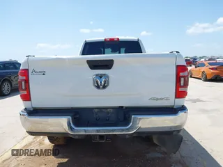 2019 Ram 2500 Tradesman with VIN 3C6UR5HLXKG621237, listed as a IAAI auction lot 42499165 with 79,899 mi miles and . Bid and sale history available at DreamBid. Image 16.