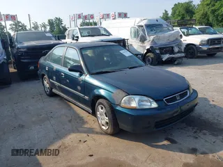 1997 Honda Civic LX z VIN JHMEJ6570VS008802, wystawiony jako IAAI lot #42431764 z przebiegiem 266 442 mil mil oraz . Historia ofert i sprzedaży dostępna na DreamBid. Obrazek 1.