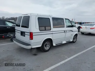 1995 Chevrolet Astro Cargo Van with VIN 1GBDM19W5SB172412, listed as a IAAI auction lot 41172353 with 119,531 mi miles. Bid and sale history available at carsss.com. Image 4.