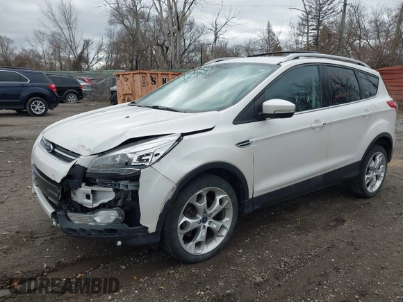 2013 Ford Escape Titanium with VIN 1FMCU0J96DUD85315, listed as a IAAI auction lot 41934204 with 152,132 mi miles and . Bid and sale history available at carsss.com. Image 17.