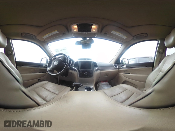 2014 Jeep Grand Cherokee Overland with VIN 1C4RJECG4EC543092, listed as a IAAI auction lot 40981315 with 149,096 mi miles. Bid and sale history available at carsss.com. Image 19.