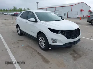2019 Chevrolet Equinox LT z VIN 3GNAXUEV4KS636788, wystawiony jako IAAI lot #42252352 z przebiegiem 131 541 mil mil oraz . Historia ofert i sprzedaży dostępna na DreamBid. Obrazek 1.