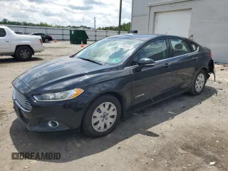 2016 Ford Fusion SE Hybrid with VIN 3FA6P0LU3GR178702, listed as a Copart auction lot 57980585 with 173,872 mi miles and Salvage title. Bid and sale history available at DreamBid. Image 1.