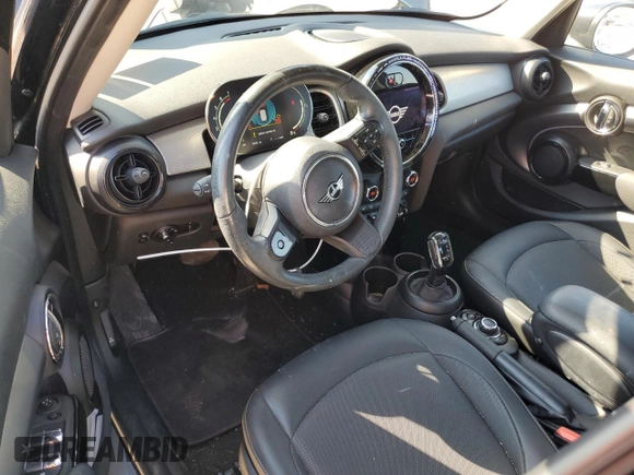 2022 MINI Hardtop 4 Door Cooper z VIN WMW33DK07N2S31091, wystawiony jako Copart lot #76102994 z przebiegiem 14 554 mil mil oraz Szkoda całkowita • Salvage title. Historia ofert i sprzedaży dostępna na DreamBid. Obrazek 8.
