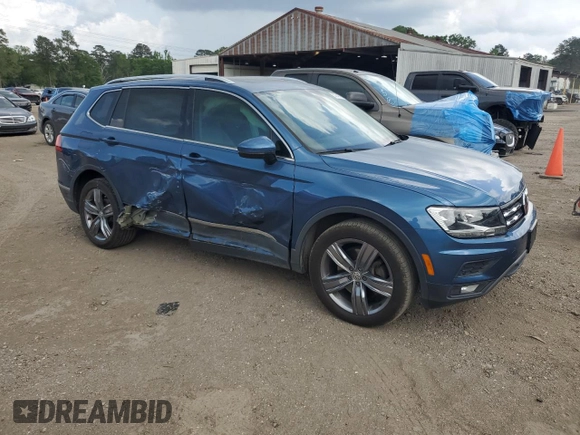 2020 Volkswagen Tiguan SE z VIN 3VV3B7AXXLM124257, wystawiony jako Copart lot #53740795 z przebiegiem 63 455 mil mil oraz Szkoda całkowita • Salvage title. Historia ofert i sprzedaży dostępna na DreamBid. Obrazek 4.