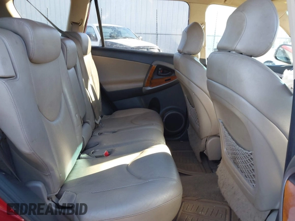 2006 Toyota RAV4 Limited with VIN JTMBK31V266007407, listed as a IAAI auction lot 41212882 with 134,337 mi miles. Bid and sale history available at carsss.com. Image 8.
