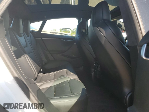 2019 Tesla Model S 100D with VIN 5YJSA1E41KF330631, listed as a Copart auction lot 55360295 with 52,245 mi miles and Salvage title. Bid and sale history available at DreamBid. Image 10.