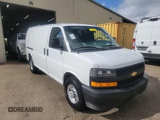 2022 Chevrolet Express Cargo z VIN 1GCWGAFP2N1259705, wystawiony jako IAAI lot #42558312 z przebiegiem 64 969 mil mil oraz . Historia ofert i sprzedaży dostępna na DreamBid. Obrazek 4.