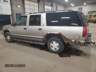 1999 GMC Suburban z VIN 3GKFK16R4XG540882, wystawiony jako Copart lot #80780884 z przebiegiem 209 819 mil mil oraz Czysty tytuł • Clean title. Historia ofert i sprzedaży dostępna na DreamBid. Obrazek 2.