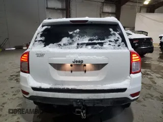 2011 Jeep Compass with VIN 1J4NT1FA1BD137635, listed as a Copart auction lot 41784705 with 182,932 mi miles and Clean Title. Bid and sale history available at carsss.com. Image 6.