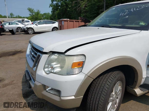 2007 Ford Explorer Eddie Bauer с VIN 1FMEU74E37UB53477, выставлен на аукционе IAAI как лот 42411282 с пробегом 140 578 миль миль и . История ставок и продаж доступна на DreamBid. Изображение 6.