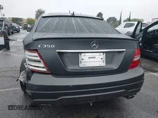 2013 Mercedes-Benz C 350 with VIN WDDGJ5HBXDF958795, listed as a IAAI auction lot 41916177 with 182,734 mi miles and . Bid and sale history available at carsss.com. Image 16.