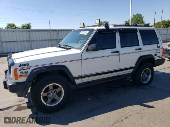 2000 Jeep Cherokee SE with VIN 1J4FF28S7YL257350, listed as a Copart auction lot 62320544 with 197,887 mi miles and Clean Title. Bid and sale history available at carsss.com. Image 1.
