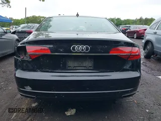 2018 Audi A8 с VIN WAU44AFD1JN000676, выставлен на аукционе IAAI как лот 42387636 с пробегом 76 293 миль миль и . История ставок и продаж доступна на DreamBid. Изображение 16.