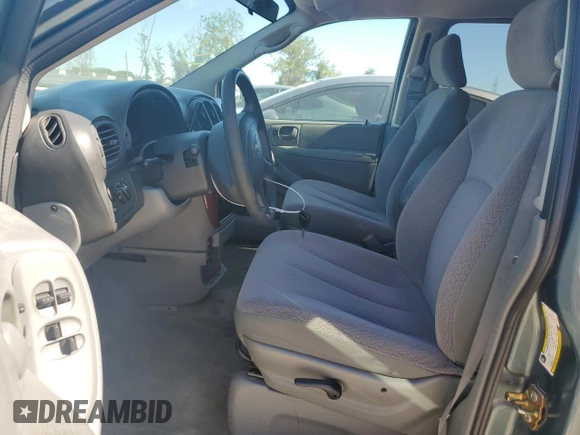 2007 Chrysler Town & Country LWB LX with VIN 2A4GP44R77R172806, listed as a Copart auction lot 55203114 with 230,014 mi miles and Non Repairable. Bid and sale history available at carsss.com. Image 7.
