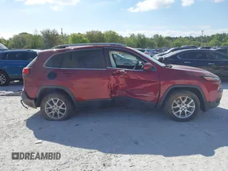 2017 Jeep Cherokee Latitude with VIN 1C4PJLCS6HW604607, listed as a IAAI auction lot 42026228 with 164,934 mi miles and . Bid and sale history available at carsss.com. Image 13.