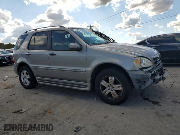 2005 Mercedes-Benz M-Class 3.7L with VIN 4JGAB57E15A542461, listed as a Copart auction lot 72513054 with 173,203 mi miles and Salvage Title. Bid and sale history available at carsss.com. Image 4.