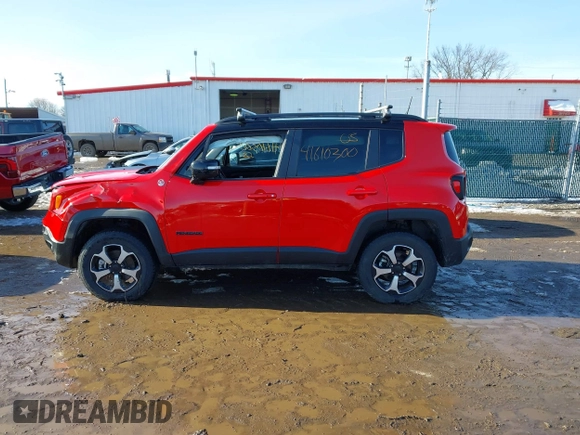 2022 Jeep Renegade Trailhawk with VIN ZACNJDC18NPN60863, listed as a IAAI auction lot 41610300 with 18,018 mi miles and . Bid and sale history available at DreamBid. Image 14.