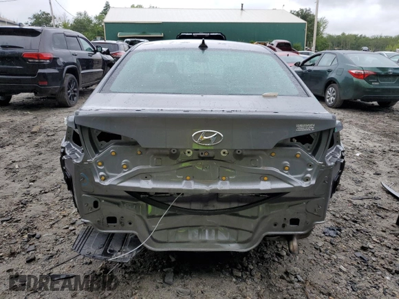 2017 Hyundai Sonata Hybrid Limited with VIN KMHE34L1XHA057588, listed as a Copart auction lot 62630693 with 95,634 mi miles. Bid and sale history available at carsss.com. Image 6.