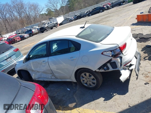 2022 Kia Rio S with VIN 3KPA24AD4NE434315, listed as a IAAI auction lot 41709976 with 65,000 mi miles and . Bid and sale history available at carsss.com. Image 13.
