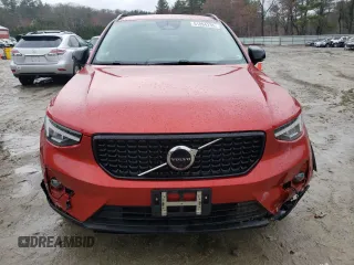 2023 Volvo XC40 Plus Dark Theme с VIN YV4L12UW5P2071775, выставлен на аукционе Copart как лот 51894235 с пробегом 18 883 миль миль и Списание • Salvage title. История ставок и продаж доступна на DreamBid. Изображение 5.