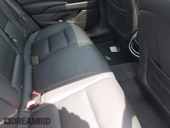2013 Cadillac XTS Luxury with VIN 2G61P5S3XD9244824, listed as a IAAI auction lot 42384480 with 78,192 mi miles and . Bid and sale history available at DreamBid. Image 8.