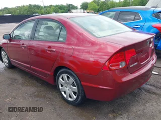 2006 Honda Civic LX z VIN 1HGFA16526L130449, wystawiony jako IAAI lot #42321622 z przebiegiem 188 409 mil mil oraz . Historia ofert i sprzedaży dostępna na DreamBid. Obrazek 3.