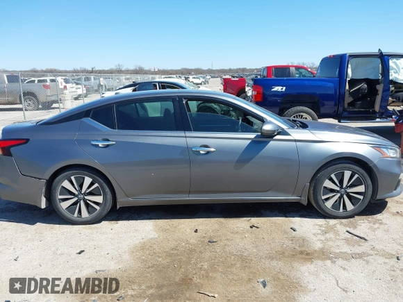 2019 Nissan Altima SL with VIN 1N4BL4EV6KC136118, listed as a IAAI auction lot 41837901 with 101,168 mi miles and . Bid and sale history available at DreamBid. Image 13.