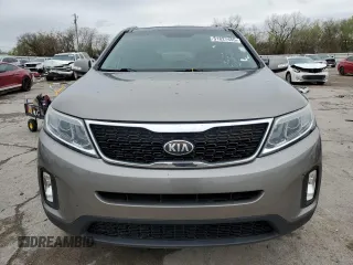 2014 Kia Sorento EX with VIN 5XYKU4A73EG470704, listed as a Copart auction lot 51827455 with 125,195 mi miles and Clean Title. Bid and sale history available at carsss.com. Image 5.