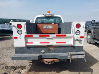 2014 Ford F-250 with VIN 1FD7X2BT1EEA74742, listed as a IAAI auction lot 41937930 with 268,877 mi miles and . Bid and sale history available at DreamBid. Image 16.