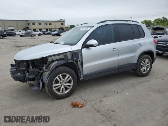 2017 Volkswagen Tiguan S z VIN WVGAV7AX5HK001697, wystawiony jako Copart lot #51613085 z przebiegiem 116 589 mil mil oraz Szkoda całkowita • Salvage title. Historia ofert i sprzedaży dostępna na DreamBid. Obrazek 1.
