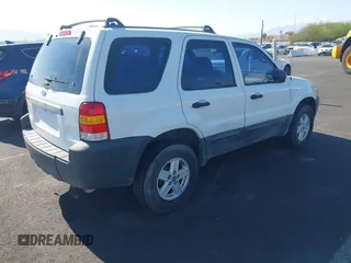 2006 Ford Escape XLS with VIN 1FMYU02Z46KA72637, listed as a IAAI auction lot 42336034 with 199,382 mi miles and . Bid and sale history available at DreamBid. Image 4.